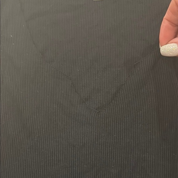 Superdown Black Sleeveless Top - Picture 2 of 3